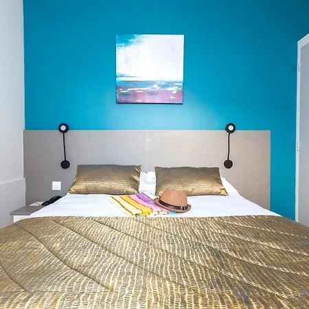 Restaurant Le Grand Large - Face A La - Ile De Re