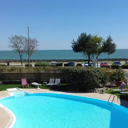 Restaurant Le Grand Large - Face A La - Ile De Re 3*