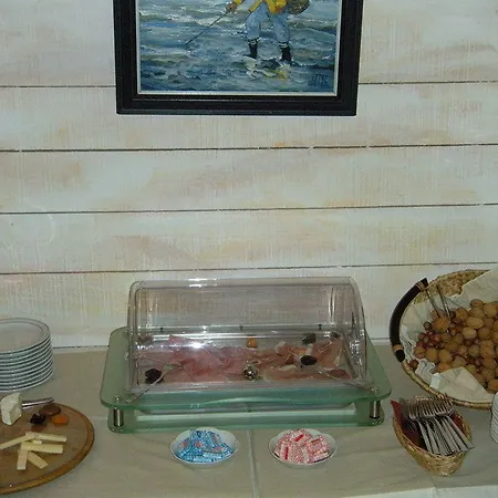 Restaurant Le Grand Large - Face A La - Ile De Re Hotel 3*