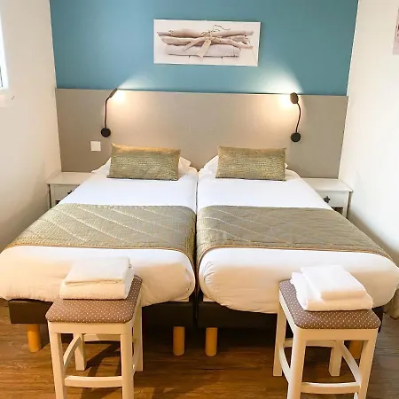 Restaurant Le Grand Large - Face A La - Ile De Re