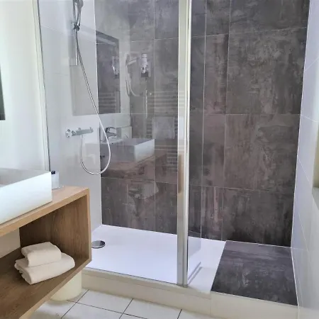 Restaurant Le Grand Large - Face à La - Ile De Ré Rivedoux-Plage