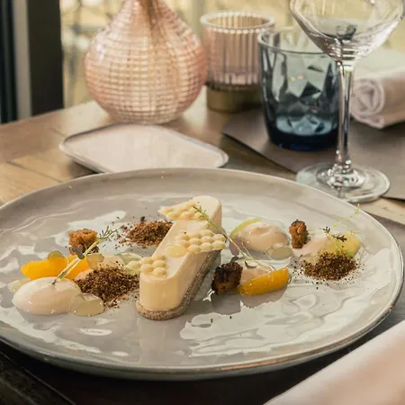 Restaurant Le Grand Large - Face A La - Ile De Re 3* 里维多瓦海滩