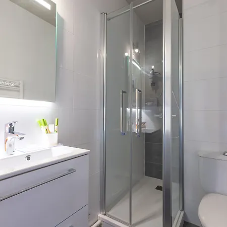 Restaurant Le Grand Large - Face A La - Ile De Re Rivedoux-Plage