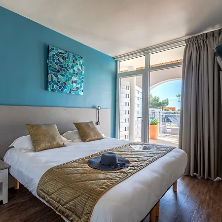 Restaurant Le Grand Large - Face à La - Ile De Ré Hotel Rivedoux-Plage