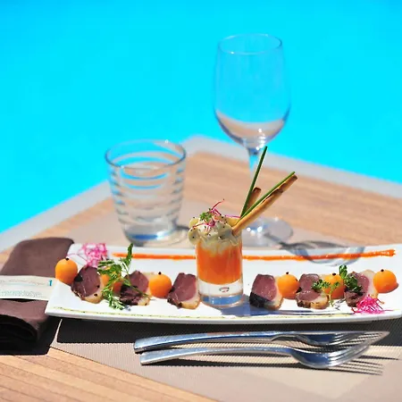 Restaurant Le Grand Large - Face A La - Ile De Re Hotell 3*