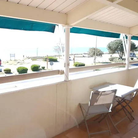 Hotel Restaurant Le Grand Large - Face A La - Ile De Re