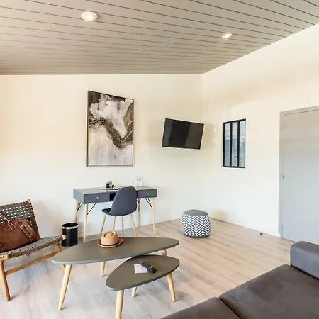 Restaurant Le Grand Large - Face A La - Ile De Re Hotell Rivedoux-Plage
