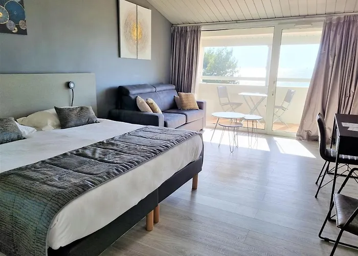 Hotel Restaurant Le Grand Large - Face à La - Ile De Ré