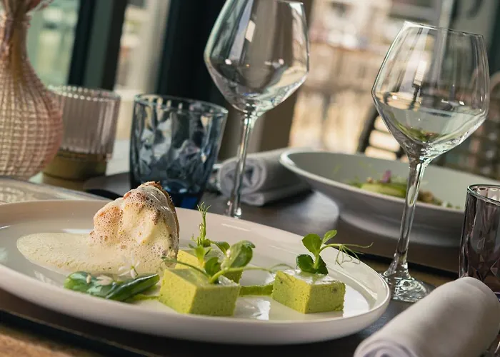 Restaurant Le Grand Large - Face à La - Ile De Ré Hotel