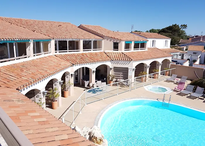 Restaurant Le Grand Large - Face à La - Ile De Ré Hotel Rivedoux-Plage