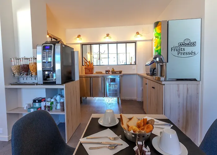 Restaurant Le Grand Large - Face à La - Ile De Ré Hotel 3*