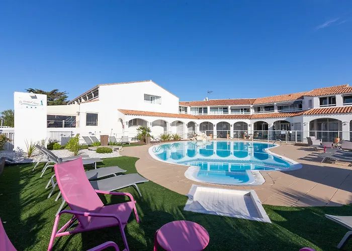 Restaurant Le Grand Large - Face à La - Ile De Ré Hotel