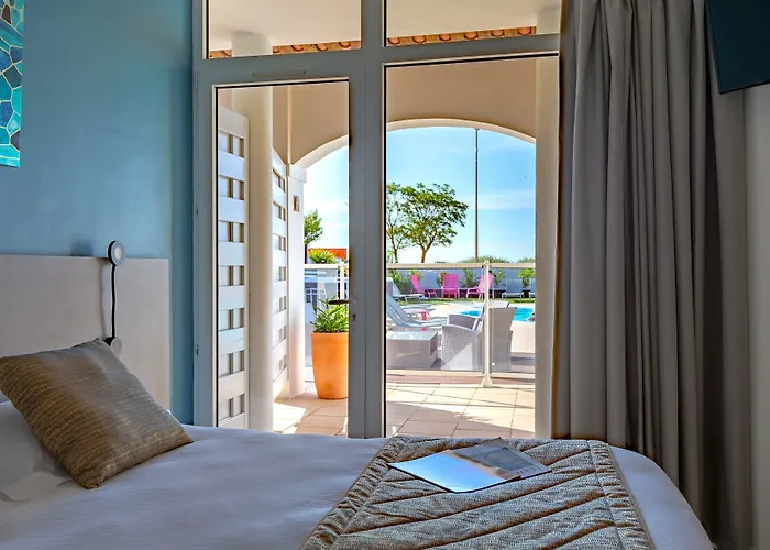 Restaurant Le Grand Large - Face à La - Ile De Ré Hotel 3*