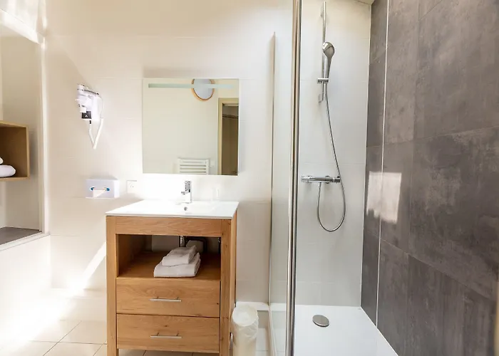 Hotel Restaurant Le Grand Large - Face à La - Ile De Ré 3*