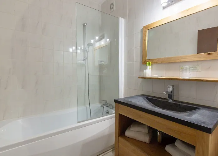 Restaurant Le Grand Large - Face à La - Ile De Ré 3*