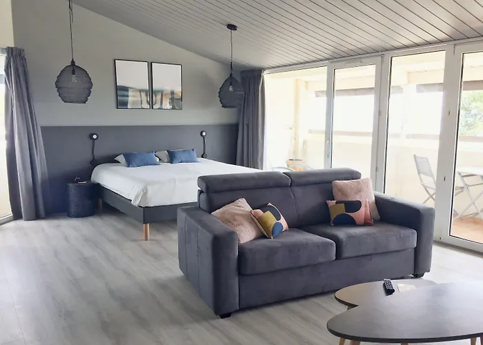 Restaurant Le Grand Large - Face à La - Ile De Ré Hotel Rivedoux-Plage