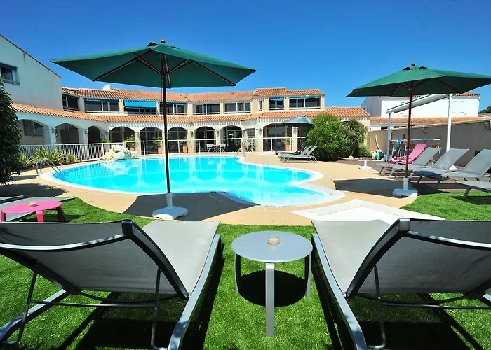 Hotel Restaurant Le Grand Large - Face à La - Ile De Ré Rivedoux-Plage